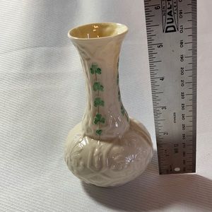 Beleek vintage shamrock china vase